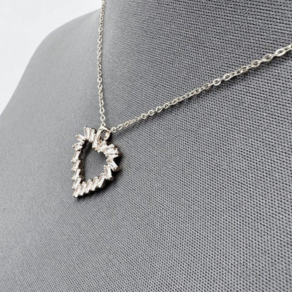 Secret Box Dainty Heart Shape Pendant Necklace